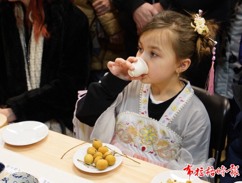 DSC03823 副本 1024x775 - 【布拉格时报】布拉格孔子学院成功举办2025新春游园会活动